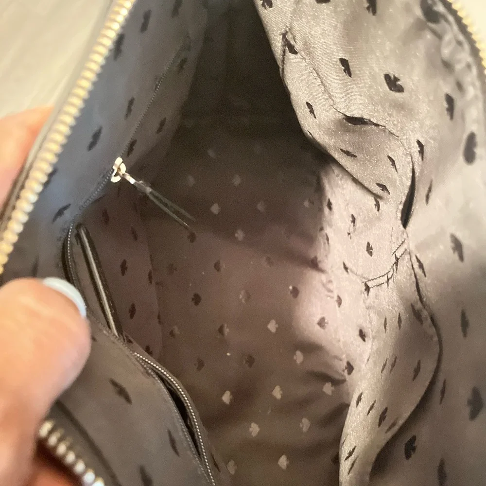 Kate Spade Black Shoulder Bag with Adjustable Strap - Picture 4 of 5